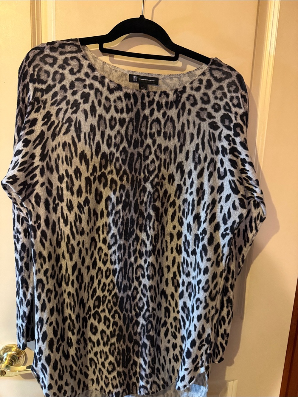 INC International Concepts Gray and Black Leopard Print Top